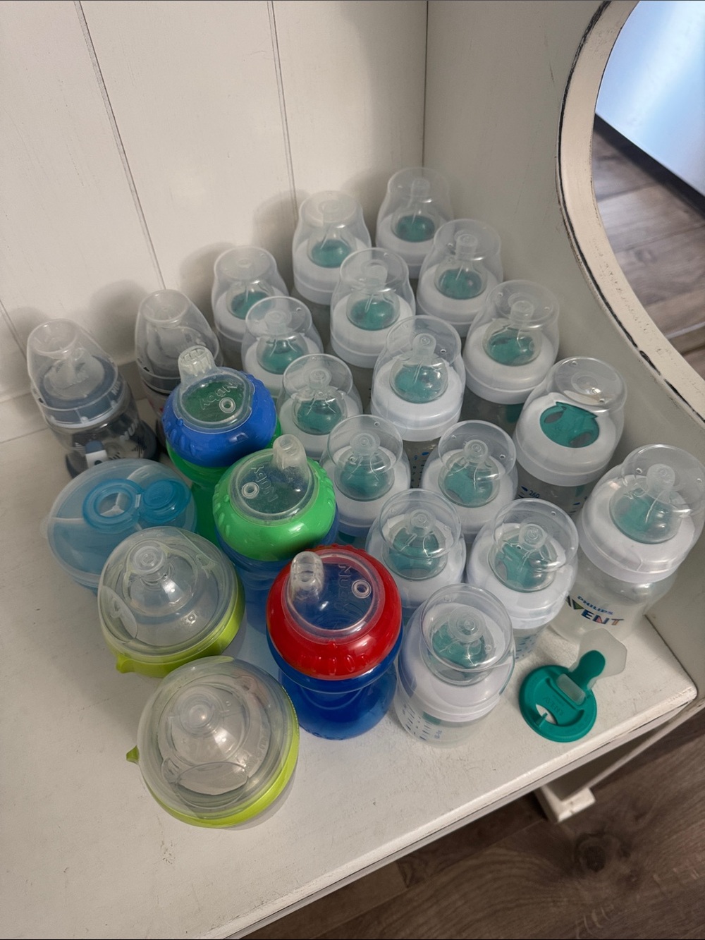 HUGE lot of baby bottles